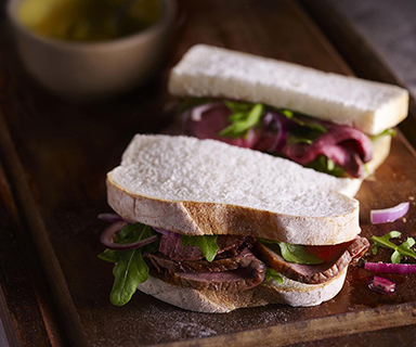 Warburtons Beef and Balsamic Onions Sandwich